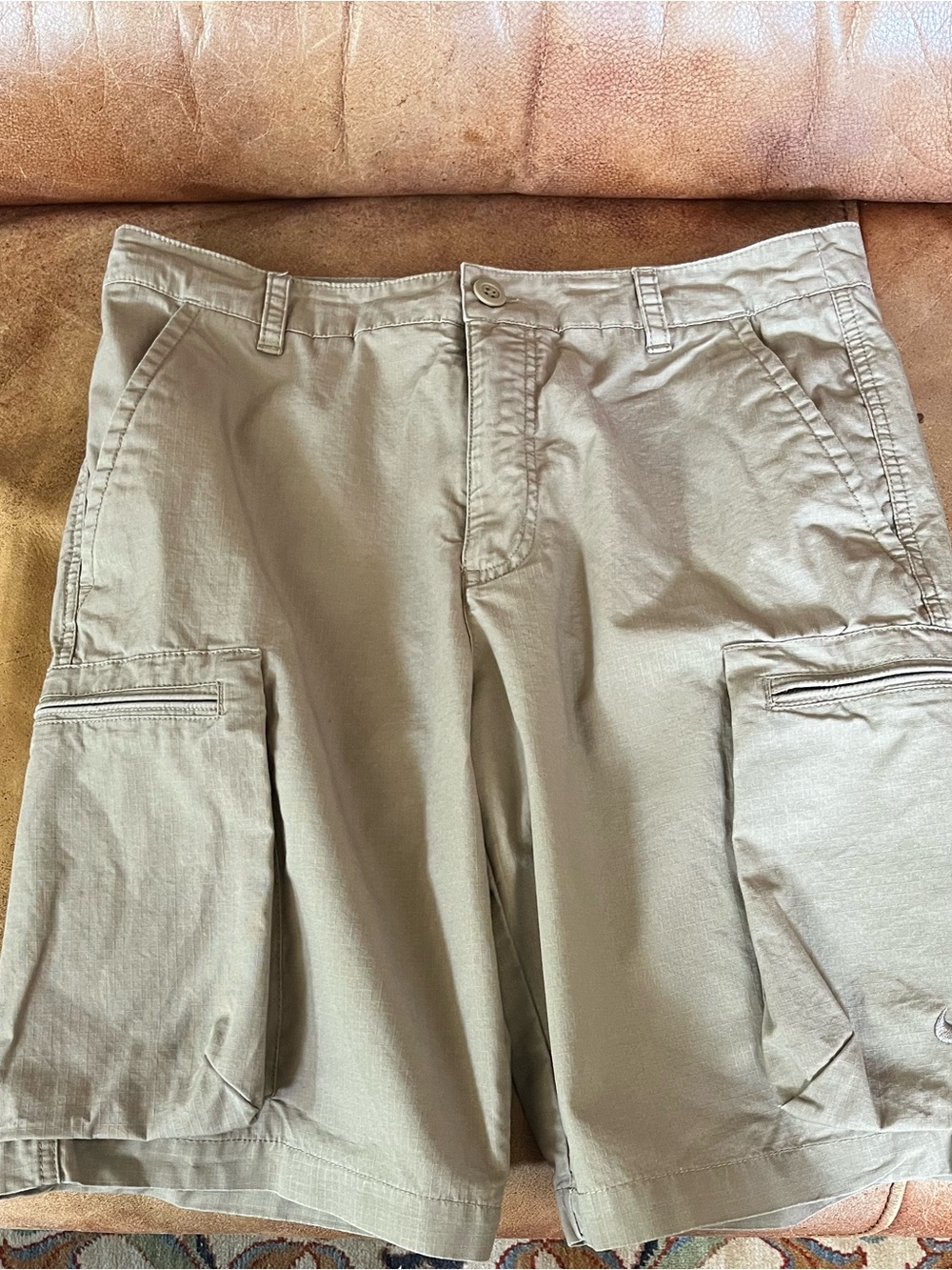 Men's Cargo Shorts in Light Khaki - Medium. EUC. Nike